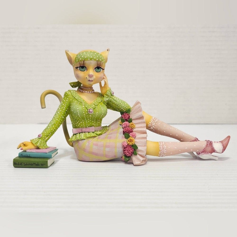Margaret Le Van Alley Cats "Daisy Philosopher" Figurine Retired Anthropomorphic